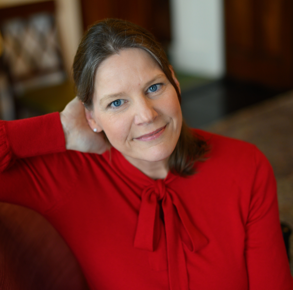Portrait-Dr-Dunja-Petersen_quadrat-2019